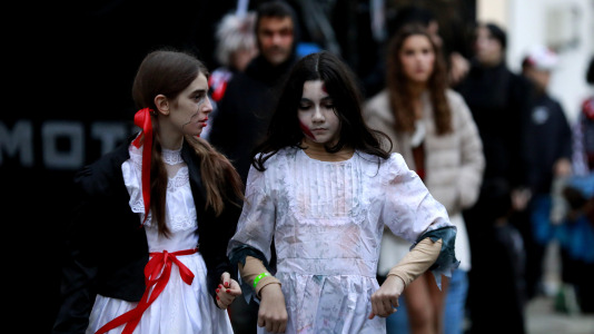 Gran día del terror con personajes horripilantes en A Barcala (29)