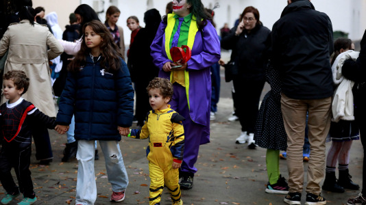 Gran día del terror con personajes horripilantes en A Barcala (30)