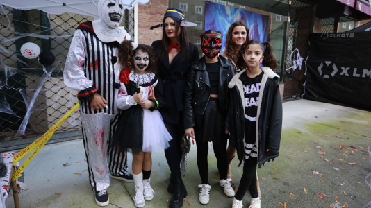 Gran día del terror con personajes horripilantes en A Barcala (35)