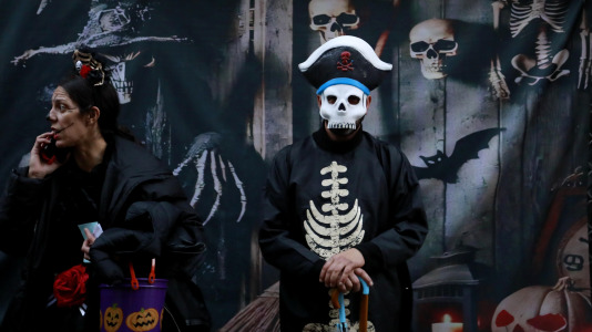 Gran día del terror con personajes horripilantes en A Barcala    (5)