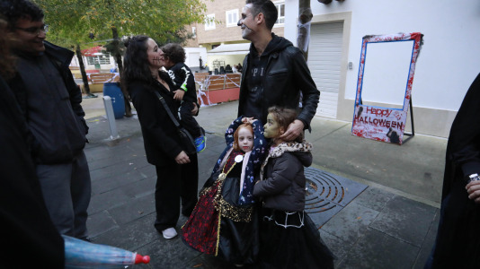 Gran día del terror con personajes horripilantes en A Barcala    (6)