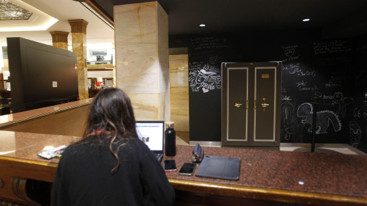 Los sistemas de seguridad de otro tiempo y el celo de los directivos de antaño mantienen intacta su mística