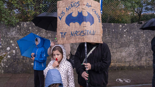 El Concello cerró los recintos por falta de seguridad y mantenimiento