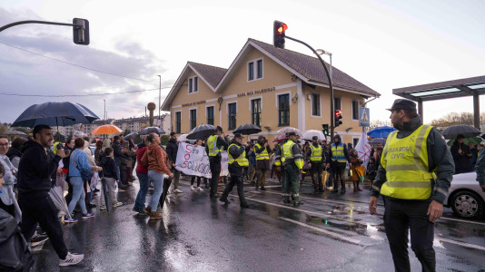 El Concello cerró los recintos por falta de seguridad y mantenimiento