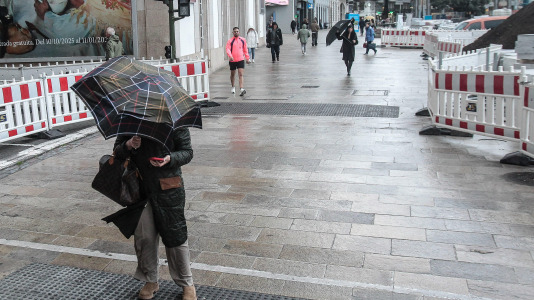 El temporal dejó alertas en el mar y el interior, con fuerte vientos de más de 75 kilómetros por hora