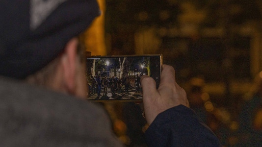 Los vecinos de la Ciudad Vieja celebran su magosto en la plaza de Azcárraga