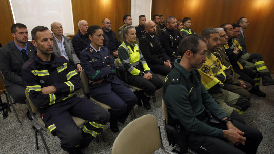 Homenaje para los 3.000 efectivos movilizados por el Gobierno central durante la lucha contra el fuego