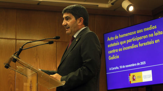 Homenaje para los 3.000 efectivos movilizados por el Gobierno central durante la lucha contra el fuego