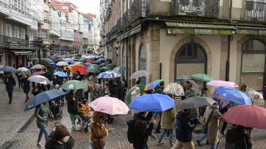 Centos de persoas conmemoran o Día Internacional da Discapacidade