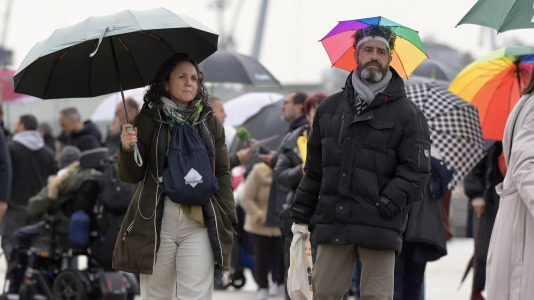 Centos de persoas conmemoran o Día Internacional da Discapacidade