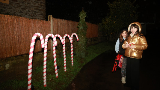 Decoración navideña en Gosende (10)