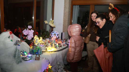 Decoración navideña en Gosende (22)