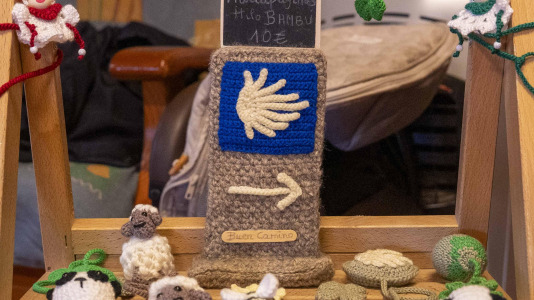 Aprovechando las fiestas navideñas Oza-Cesuras celebra su mercado de artesanía 