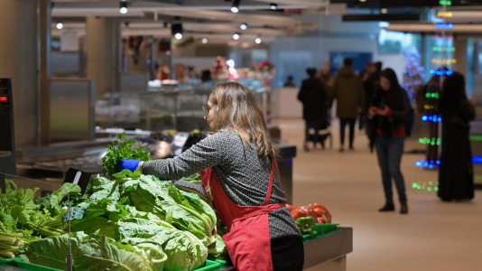 "Es una obra que hace barrio y ciudad", señala la alcaldesa de A Coruña, Inés Rey
