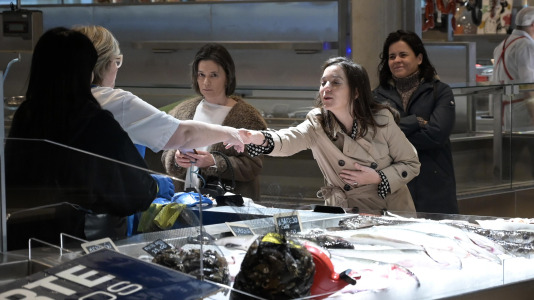 "Es una obra que hace barrio y ciudad", señala la alcaldesa de A Coruña, Inés Rey
