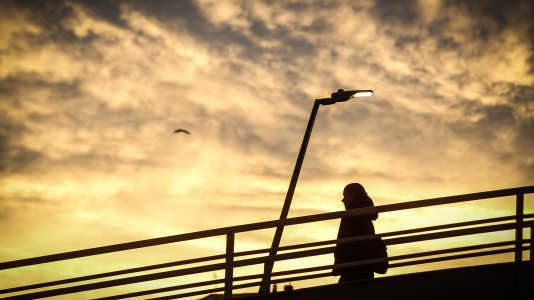 El cielo dejó un espectáculo de luz en el inicio del día en la ciudad