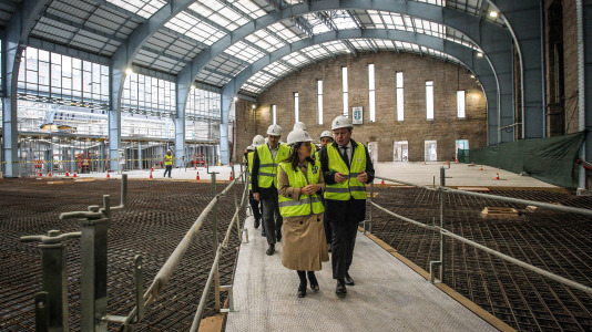 El secretario de Estado de Transportes, José Antonio Santano, explicó esta tarde en su visita a las obras que esta infraestructura "es una terminal adaptada al nuevo concepto de la movilidad"