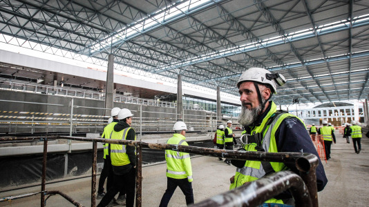 El secretario de Estado de Transportes, José Antonio Santano, explicó esta tarde en su visita a las obras que esta infraestructura "es una terminal adaptada al nuevo concepto de la movilidad"