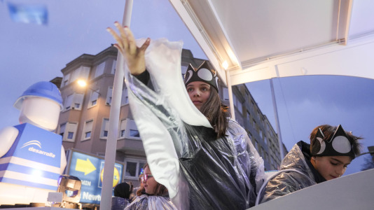 El paso de la Cabalgata llena de ilusión las calles de A Coruña