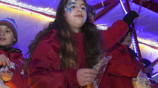 El paso de la Cabalgata llena de ilusión las calles de A Coruña