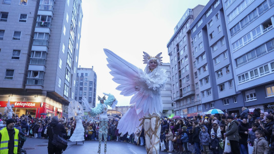 El paso de la Cabalgata llena de ilusión las calles de A Coruña