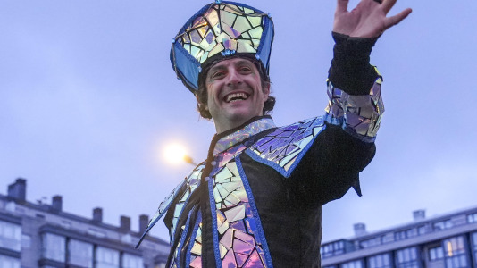 El paso de la Cabalgata llena de ilusión las calles de A Coruña