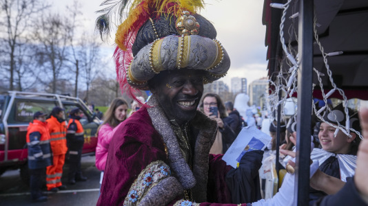 Los Reyes Magos a su paso por Vioño