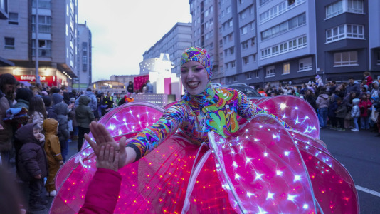 El paso de la Cabalgata llena de ilusión las calles de A Coruña