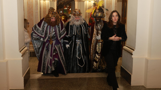 El paso de la Cabalgata llena de ilusión las calles de A Coruña