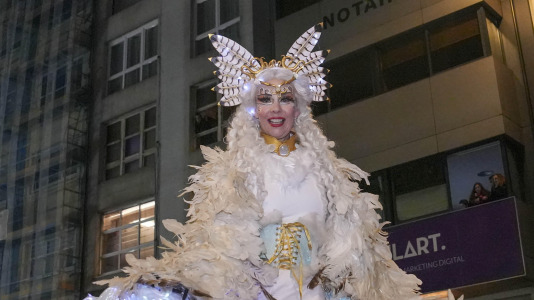 El paso de la Cabalgata llena de ilusión las calles de A Coruña