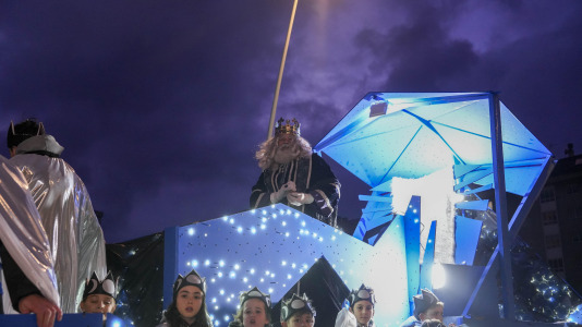 El paso de la Cabalgata llena de ilusión las calles de A Coruña
