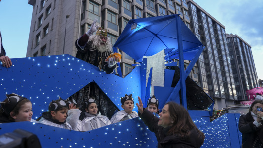 Los Reyes Magos a su paso por Vioño