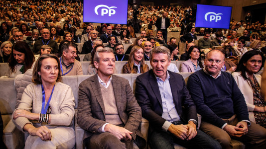 Los 'populares' se reúnen en Palexco para diseñar su estrategia de cara al nuevo curso