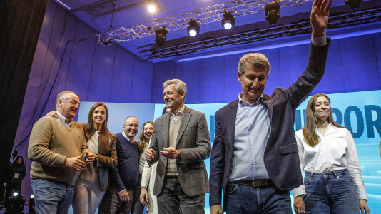 Los 'populares' se reúnen en Palexco para diseñar su estrategia de cara al nuevo curso