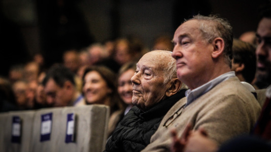 Los 'populares' se reúnen en Palexco para diseñar su estrategia de cara al nuevo curso