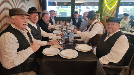 Cocido de los vecinos del Castro de Elviña por el patrón 