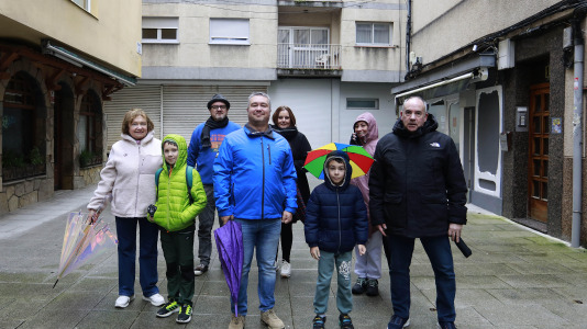  Una visita histórica organizada por la Asociación de Vecinos de La Calle de La Obra consiguió la apertura del BIC
