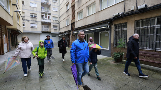  Una visita histórica organizada por la Asociación de Vecinos de La Calle de La Obra consiguió la apertura del BIC