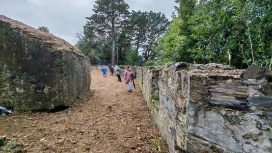  Una visita histórica organizada por la Asociación de Vecinos de La Calle de La Obra consiguió la apertura del BIC