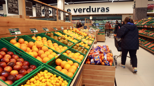 Situado en la antigua nave de Caramelo, es el Gadis más grande de A Coruña