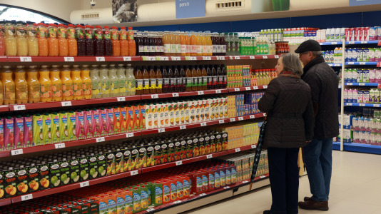 Situado en la antigua nave de Caramelo, es el Gadis más grande de A Coruña