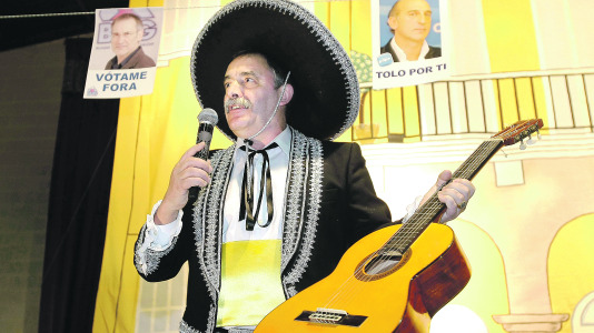 Gelo disfrazado de ranchero en 2012