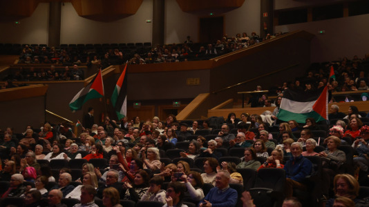 El certamen se celebró en el Palacio de la Ópera, e inició las celebraciones del carnaval coruñés