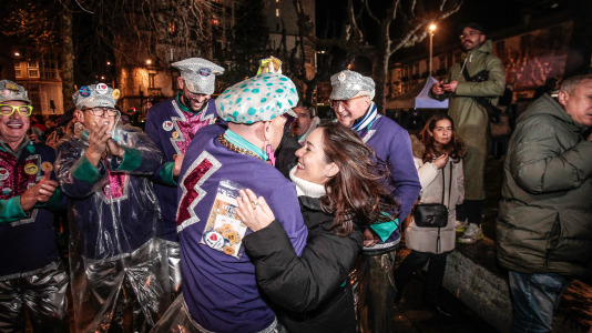A pesar de la alerta naranja, el dios Momo pudo tomar las calles