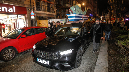 El funeral marca el fin del Carnaval en A Coruña