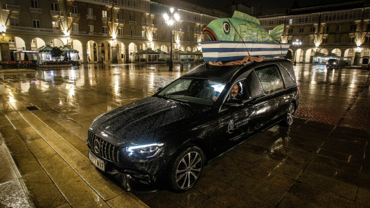 El funeral marca el fin del Carnaval en A Coruña