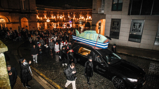 El funeral marca el fin del Carnaval en A Coruña
