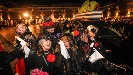 El funeral marca el fin del Carnaval en A Coruña