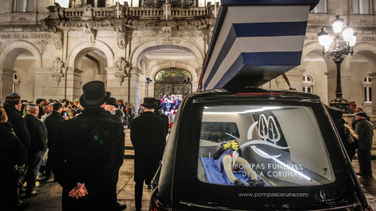 El funeral marca el fin del Carnaval en A Coruña