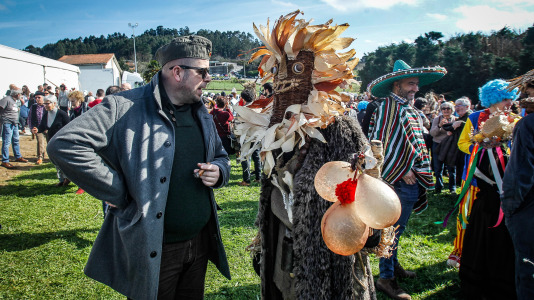 Este lugar de Paderne volveu avivar un ano máis o que é o único entroido tradicional das Mariñas 